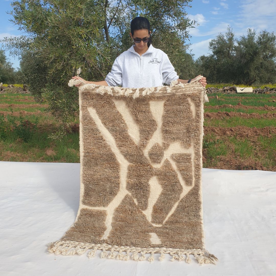 khala | 3x5 Beni Ourain Rug - Super Soft Beige Plush Shag with Cream Geometric Pattern | 3'5"x5'3" Ft | 106x160 cm - OunizZ