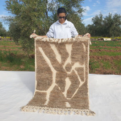 khala | 3x5 Beni Ourain Rug - Super Soft Beige Plush Shag with Cream Geometric Pattern | 3'5"x5'3" Ft | 106x160 cm - OunizZ