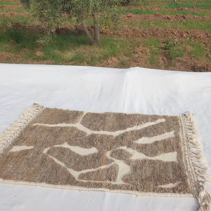 khala | 3x5 Beni Ourain Rug - Super Soft Beige Plush Shag with Cream Geometric Pattern | 3'5"x5'3" Ft | 106x160 cm - OunizZ