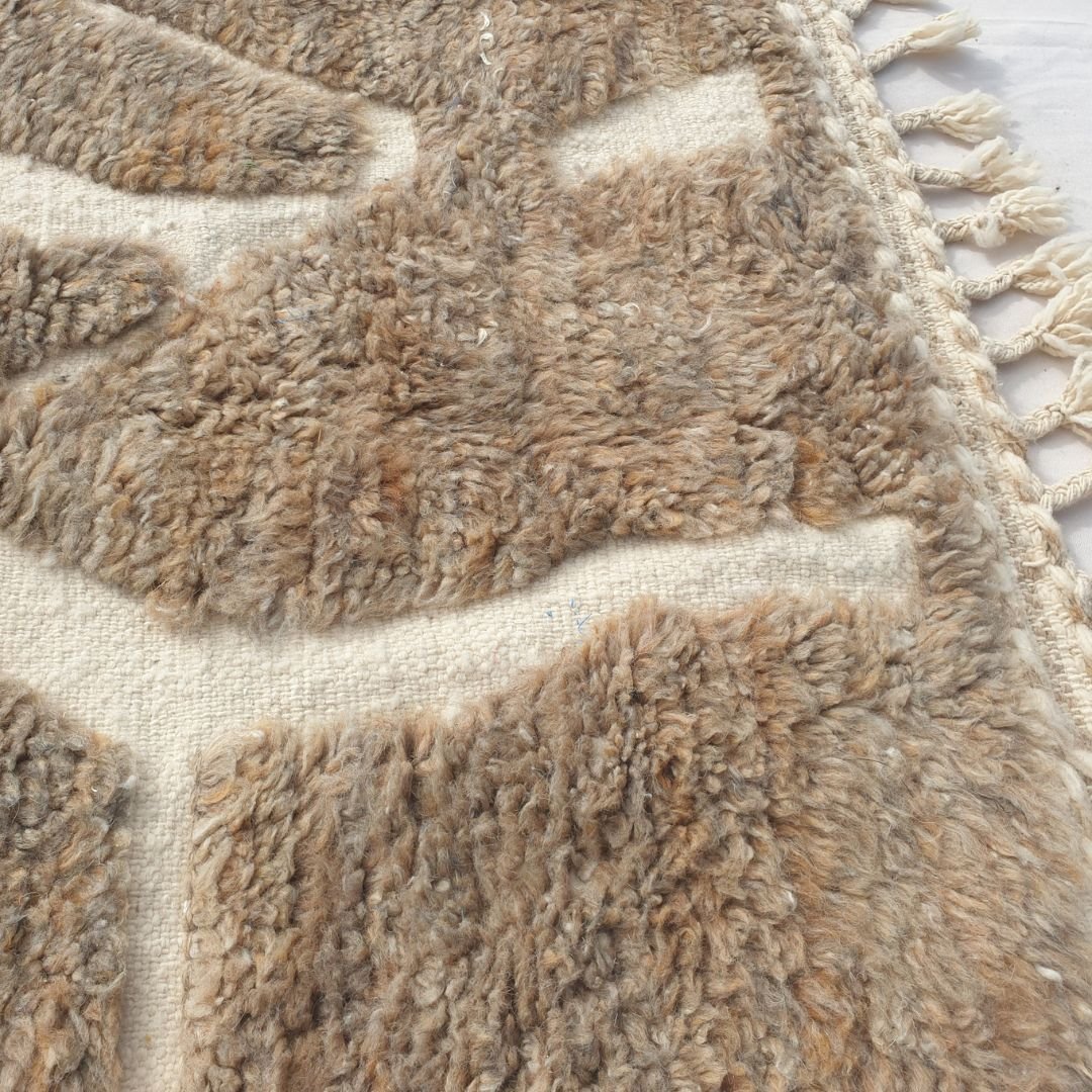 khala | 3x5 Beni Ourain Rug - Super Soft Beige Plush Shag with Cream Geometric Pattern | 3'5"x5'3" Ft | 106x160 cm - OunizZ