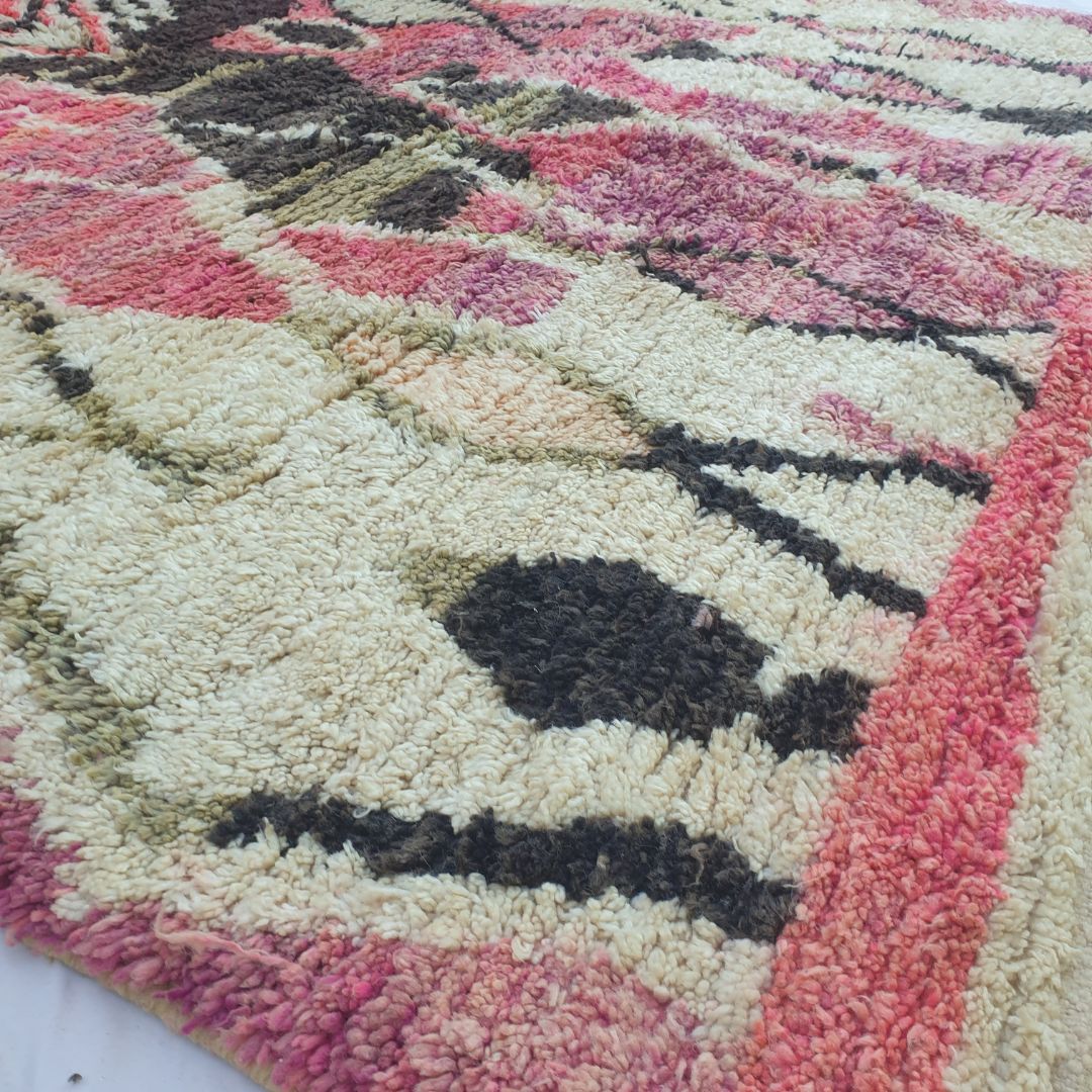 Khanila - Bold Pink Diamond Boujad Rug 6x10 ft - Vibrant Handwoven Moroccan Berber Geometric Area Rug for Eclectic Living | 6'46x10'30 Ft | 197x314 cm - OunizZ