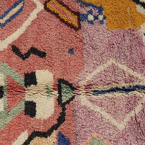Klayssa - Pink Moroccan Rug 5x8 Boujad Berber | Authentic Berber Living room & Bedroom Rug | 4'92x8'66 Ft | 150x264 cm - OunizZ