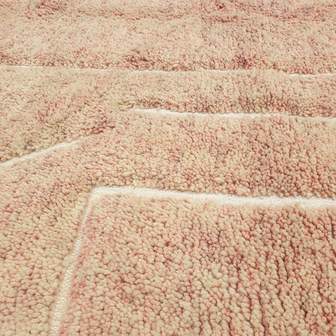Latfa - Dusty Rose Beni Ourain Rug with Minimalist Ivory Line Grid - Handwoven Berber Carpet | 6'8"x9'8" Ft | 203x296 cm - OunizZ