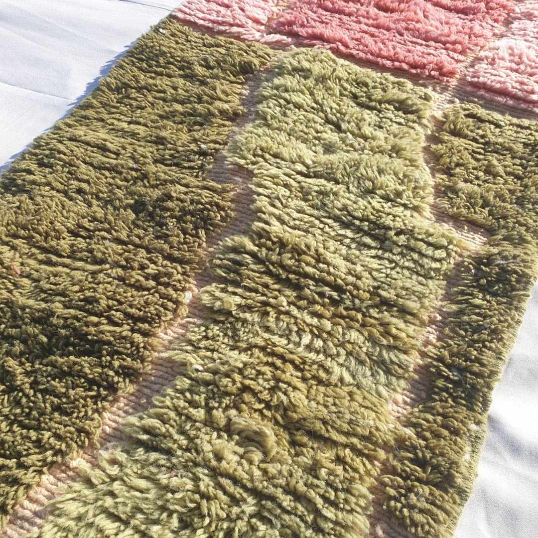 Lonya | Handmade Beni Mrirt Runner Rug 2x10 ft – Plush Olive Green & Pastel Pink Abstract Shag Moroccan Wool Hallway Runner | 2'8"x10'2" Ft | 82x309 cm - OunizZ