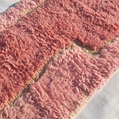 Lonya | Handmade Beni Mrirt Runner Rug 2x10 ft – Plush Olive Green & Pastel Pink Abstract Shag Moroccan Wool Hallway Runner | 2'8"x10'2" Ft | 82x309 cm - OunizZ