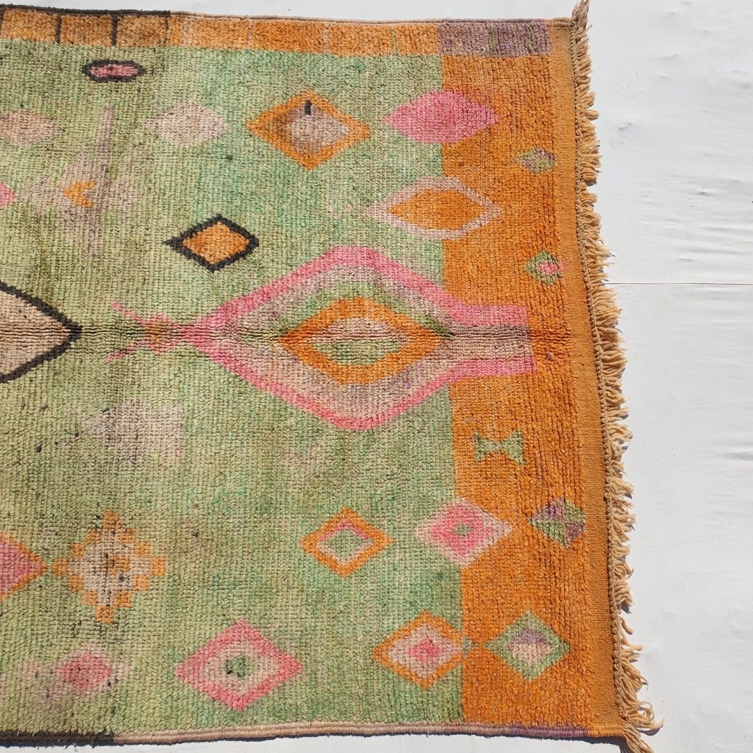 Macia - Orange Green Vintage Moroccan 5x8 Rug | Berber Authentic Handmade Wool Carpet | 8'30x5'10 Ft | 252x155 cm - OunizZ