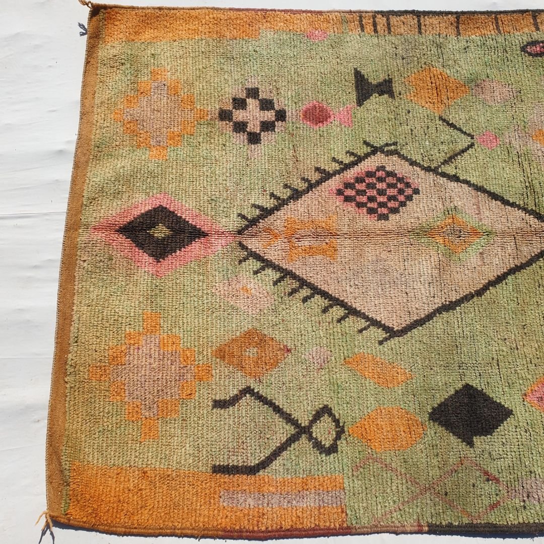 Macia - Orange Green Vintage Moroccan 5x8 Rug | Berber Authentic Handmade Wool Carpet | 8'30x5'10 Ft | 252x155 cm - OunizZ