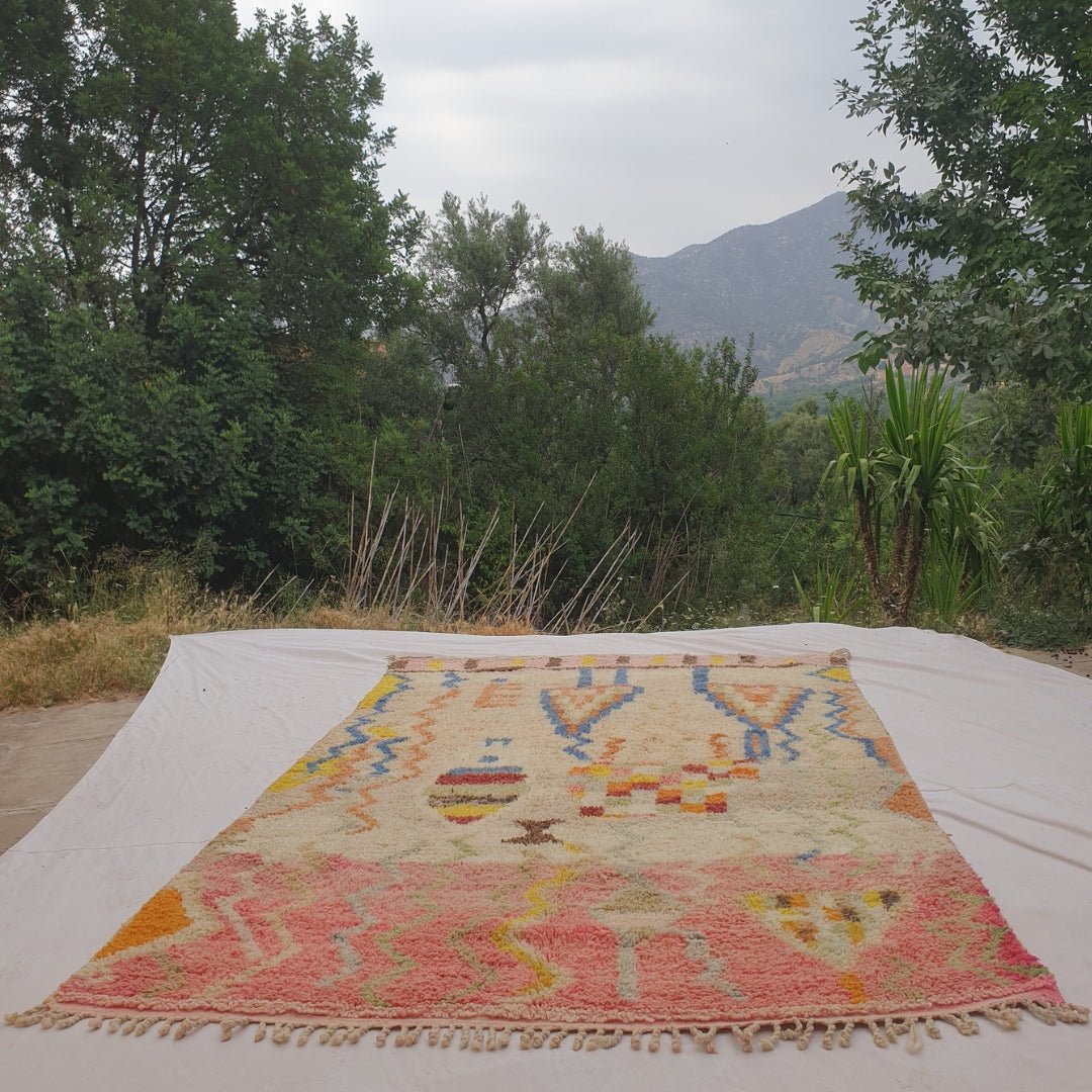 Mafna - Coral & Cream Moroccan Rug with Blue Zigzag Pattern - Handwoven Berber Carpet | 6'3"x10' Ft | 192x307 cm - OunizZ