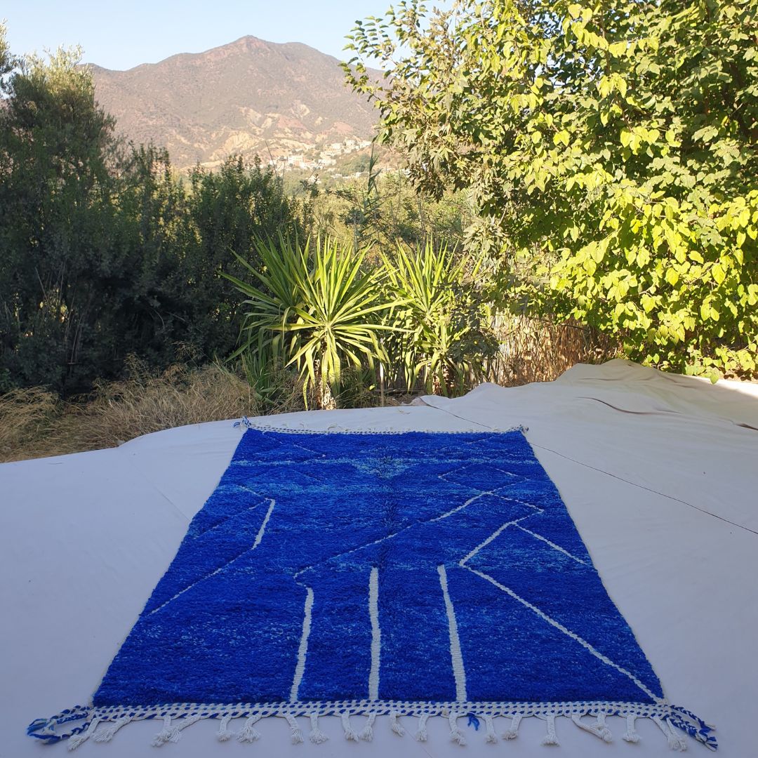 Majorel | Cobalt Blue 5x8 Moroccan Rug Soft Authentic Beni Ourain | 5'41x8'30 Ft | 165x253 cm - OunizZ