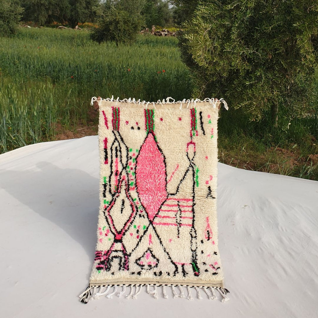 Moroccan rug Custom-Made | authentic Beni Ouarain Rug | Boujaad Rug | white & Pink handmade | Made to Order Moroccan Berber rug | buy GOUTA