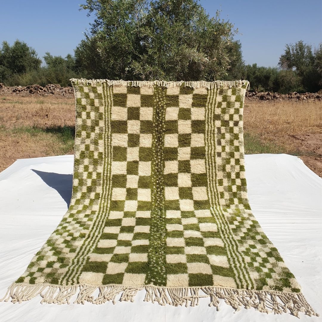 Mouassine | Checkered Olive Green Moroccan Rug 6x9 Beni Ourain Ultra Soft | Authentic Berber wool Beni Rug | 6'46x9'61 Ft | 197x293 cm - OunizZ