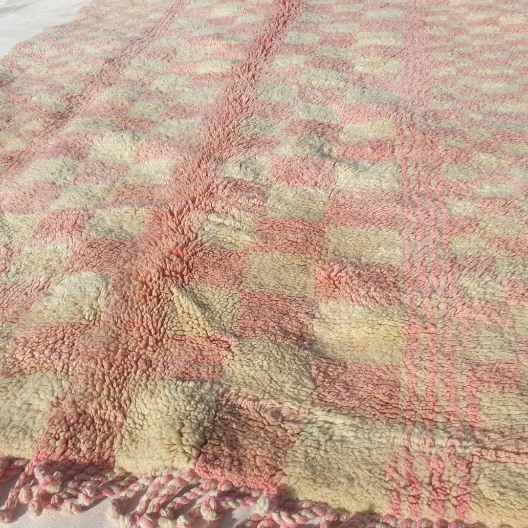 Mouassine | Checkered Pink Moroccan Rug 6x9 Beni Ourain Ultra Soft | Authentic Berber wool Beni Rug | 6'11"x9'8" Ft | 211x294 cm - OunizZ