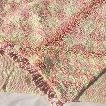 Mouassine | Checkered Pink Moroccan Rug 6x9 Beni Ourain Ultra Soft | Authentic Berber wool Beni Rug | 6'11"x9'8" Ft | 211x294 cm - OunizZ