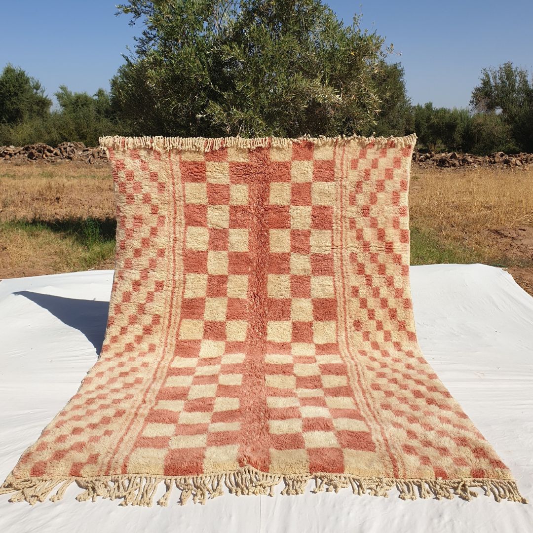 Red & White Moroccan Custom fashion Beni Ouirain Rug,Simple Bohemian Rugs,Hand Woven Checkered Rug,Berber Moroccan Carpet,Boho Rug,Boucharouitte Rug