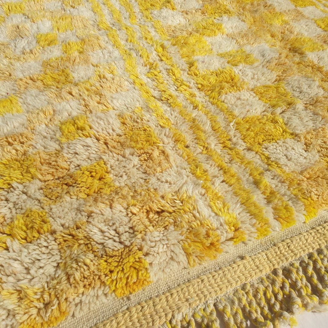 Mouassine | Checkered Yellow Moroccan Rug 6x9 Beni Ourain Ultra Soft | Authentic Berber wool Beni Rug | 6'53x9'74 Ft | 199x297 cm - OunizZ