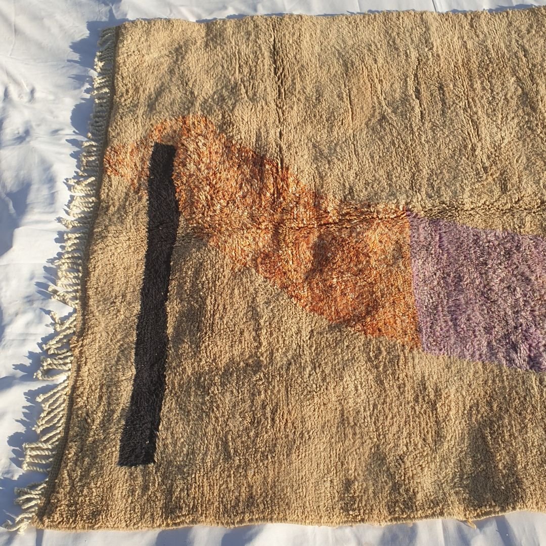 Pila | Handmade Beni Mrirt Rug 7x10 ft – Plush Abstract Geometric Moroccan Shag Wool Rug | 7'1"x10'10" Ft | 217x330 cm - OunizZ