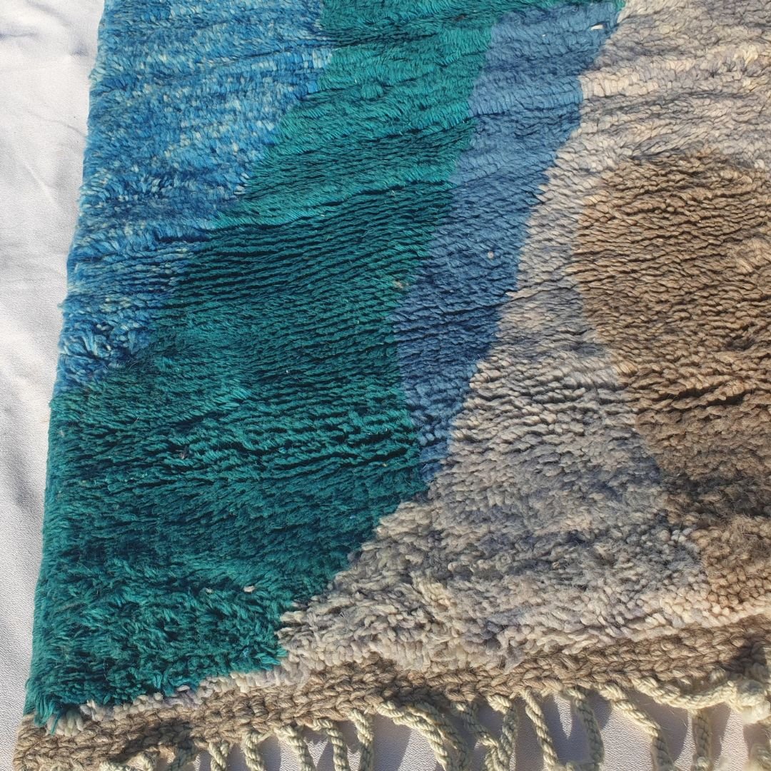 Rouya Runner | Luxurious 3x9 Beni Mrirt Moroccan Runner Rug - Teal Plush Wool Berber Hallway Carpet | 3'1"x9'8" Ft | 94x295 cm - OunizZ