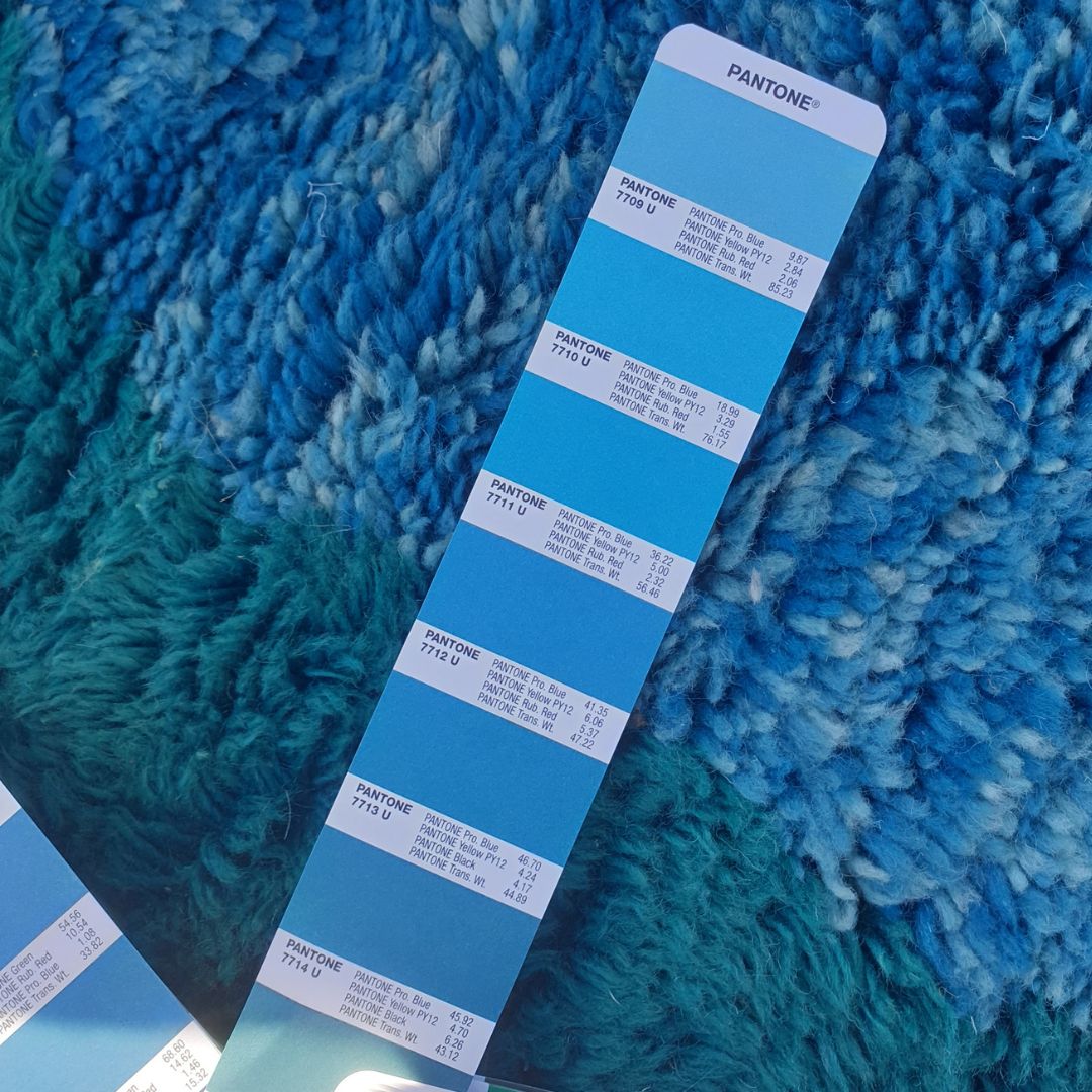 Rouya Runner | Luxurious 3x9 Beni Mrirt Moroccan Runner Rug - Teal Plush Wool Berber Hallway Carpet | 3'1"x9'8" Ft | 94x295 cm - OunizZ