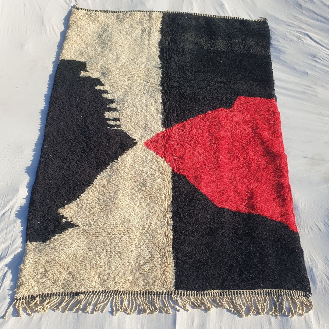 Saida | Moroccan Beni rug 6x9 Ultra Soft | Black White Red Beni Ouarain | 9x6'56 Ft | 280x200 cm - OunizZ