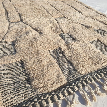 Srita | Large Abstract 7x11 Black & Ivory Beni Ourain Rug - Plush Berber Wool Shag Carpet | 7'x11'30 Ft | 213x344 cm - OunizZ