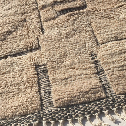 Srita | Large Abstract 7x11 Black & Ivory Beni Ourain Rug - Plush Berber Wool Shag Carpet | 7'x11'30 Ft | 213x344 cm - OunizZ