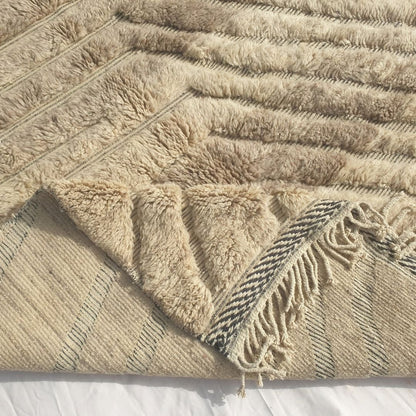 Stilma - Beni Ourain Rug with Tan Field and Radiating Chevron Texture - Handwoven Berber Carpet | 7'x9'10" Ft | 215x300 cm - OunizZ