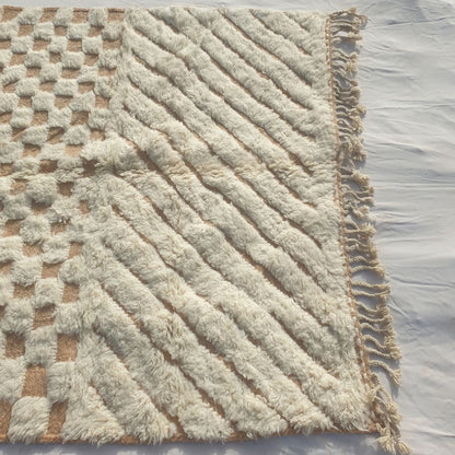 Tatalna - Textured Ivory Beni Ourain Rug with Diagonal Flutes and Checkerboard Relief - Handwoven Berber Carpet | 6'5"x10'2" Ft | 197x310 cm - OunizZ