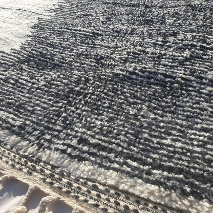 Tchara | Classic Black & White 6x10 Beni Ourain Rug - Plush Berber Wool Shag Carpet | 6'82x10'14 Ft | 208x309 cm - OunizZ