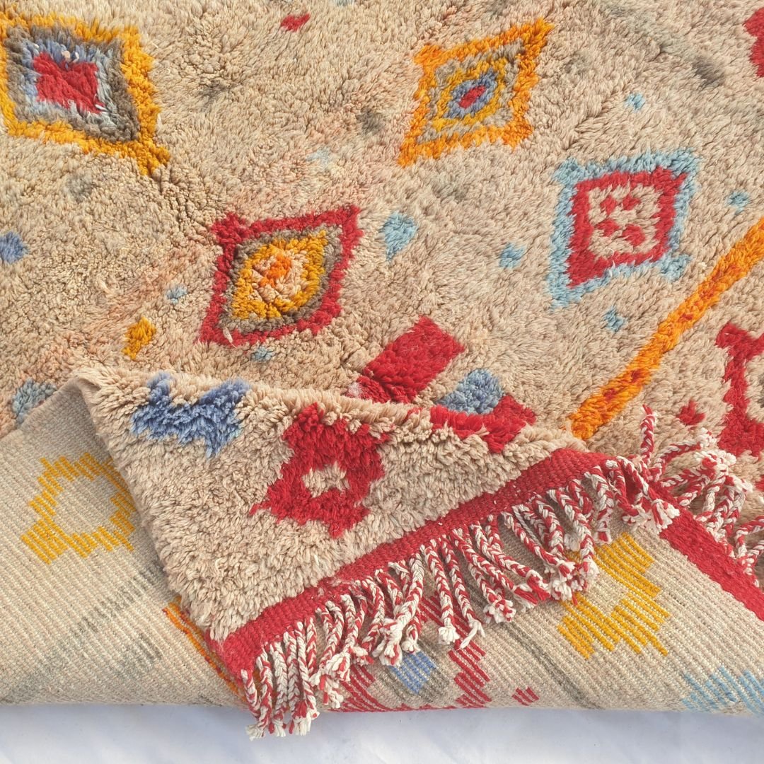 Wania - Handmade Beni Mrirt Moroccan Rug 6x9 ft – Plush Multicolor Diamond Geometric Moroccan Shag Wool Rug | 6'9"x9'9" Ft | 206x298 cm - OunizZ