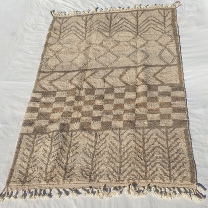 Dense plush pile and subtle earthy chevron grid in this sumptuous Beni Ourain Berber carpet