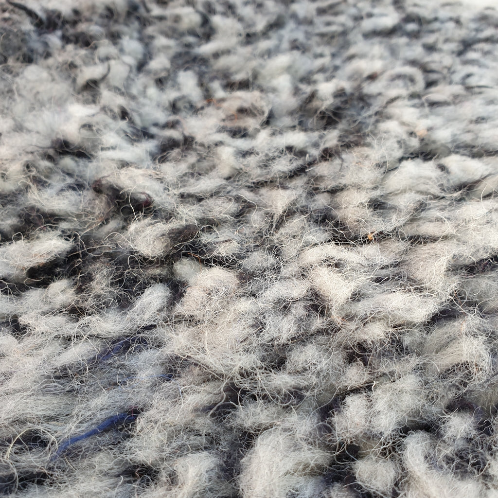 DOSSOKA | 8x5 Fuß | 2,4x1,5m | Marokkanischer Beni Ourain Teppich | 100 % Wolle handgefertigt