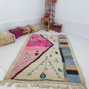 Moroccan Rug Boujaad Bedroom & living room carpet | SIMAGHI | 8'3x5'3 Ft | 2,54x1,63 m | 100% wool handmade