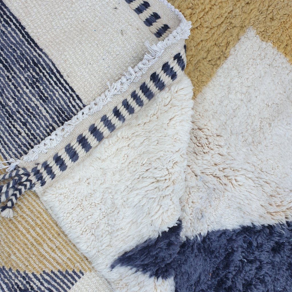 BADA | 9'4x6'8 Ft | 3x2m | Moroccan Beni Ourain Rug | 100% wool handmade - OunizZ