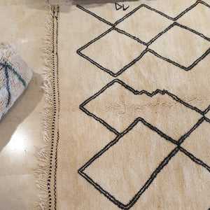 BADLA | 9'25x5 Ft | 2,8x1,55 m | Moroccan Beni Mrirt Rug | 100% wool handmade - OunizZ
