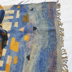 BEBBUS | 8x5 Ft | 256x164 cm | Moroccan Colorful Rug | 100% wool handmade - OunizZ