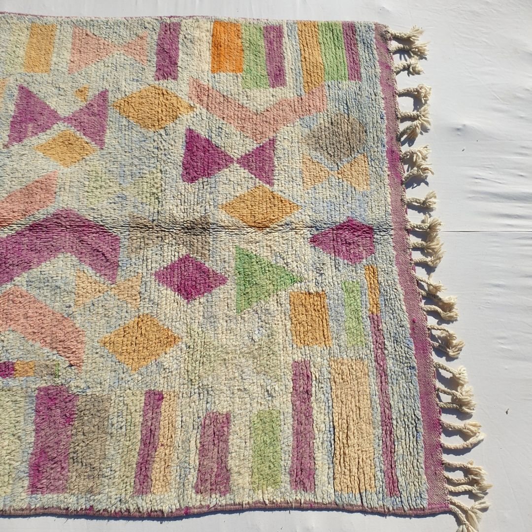 Bhita - MOROCCAN RUG 5x8 BOUJAAD Authentic Berber Rug | Handmade Bedroom Carpet | 8'6x4'9 Ft | 2,62x1,50 m - OunizZ