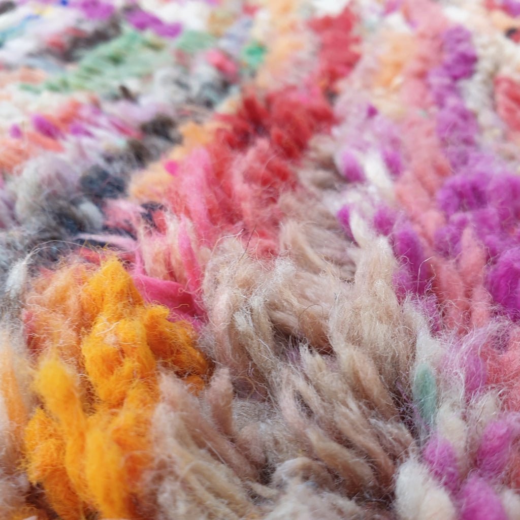 Bilafa - MOROCCAN BOUJAAD RUG | Berber Colorful Area Rug for living room Handmade Authentic Wool | 10'4x6'1 Ft | 316x187 cm - OunizZ