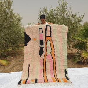 BOWNIGH | 7'8x5'3 Ft | 240x160 cm Boujaad Rug | 100% wool handmade in Morocco - OunizZ