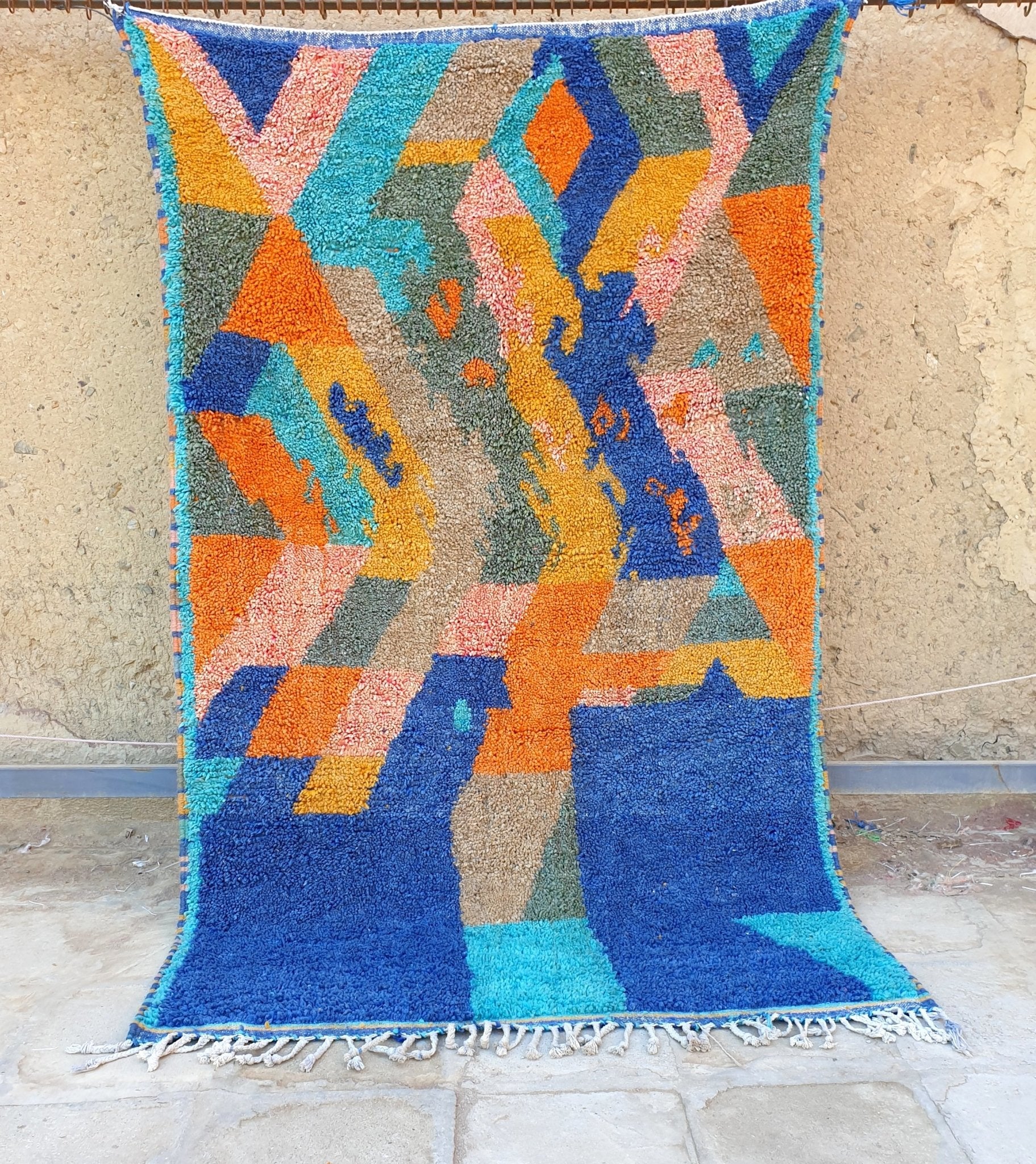 BUREDYMA | Boujaad Rug | 100% wool handmade in Morocco - OunizZ