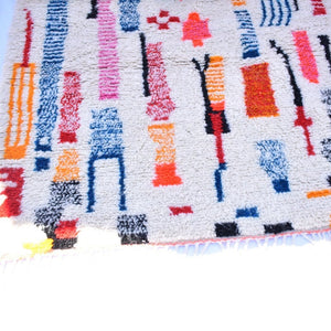 CHALHA | 8x5 Ft | 2.5x1.5 m | Moroccan White Rug | 100% wool handmade - OunizZ