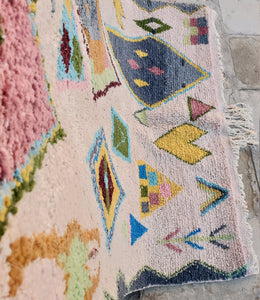 CHAMA | Boujaad Rug | 100% wool handmade in Morocco - OunizZ