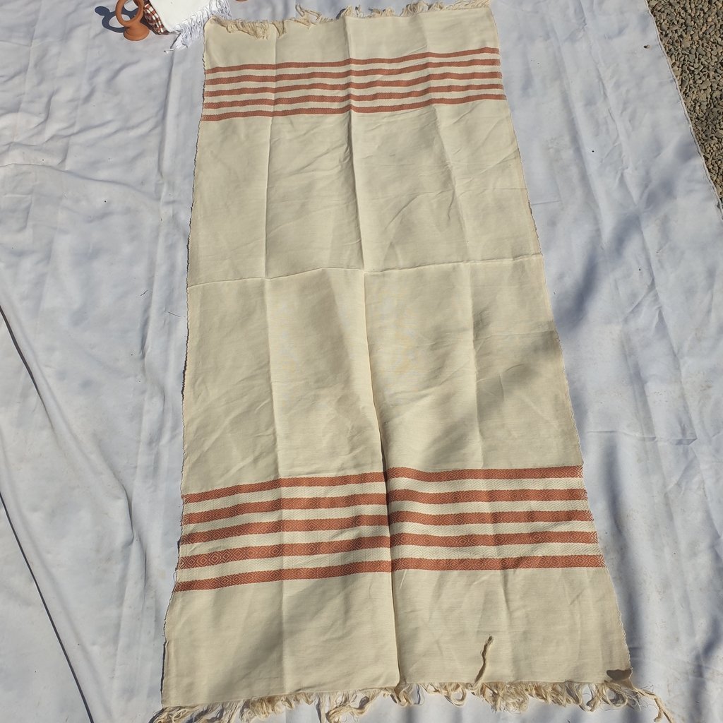 https://ounizz.com/cdn/shop/products/cotton-moroccan-handmade-towels-664392.jpg?v=1639627168
