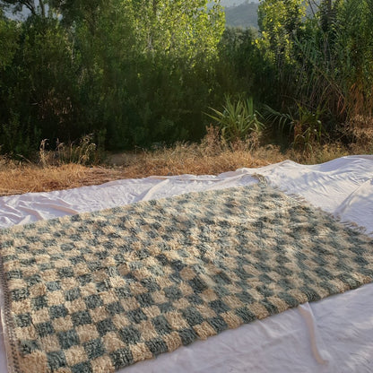 Customized DAMIA | 8’6x7 Ft | Moroccan Beni Ourain Checkered Rug | 100% wool handmade - OunizZ