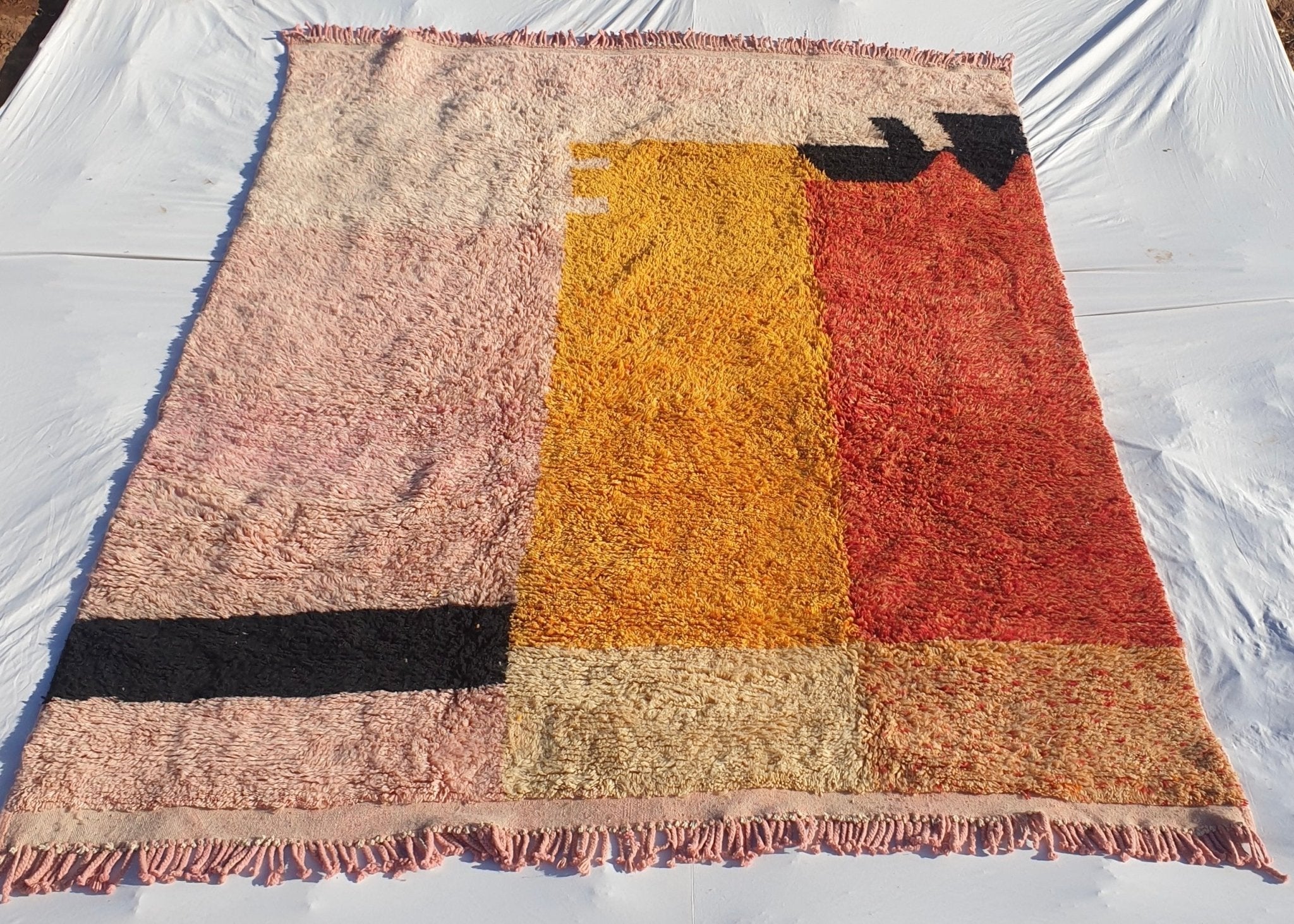 Customized IDOUH | 11x8'5 ft | Moroccan Colorful Rug | 100% wool handmade - OunizZ