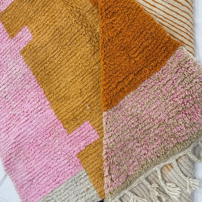 Customized Moroccan Rug Pink Orange Boujaad | 3,5x2,5 m | BIDOUH | 100% wool handmade - OunizZ