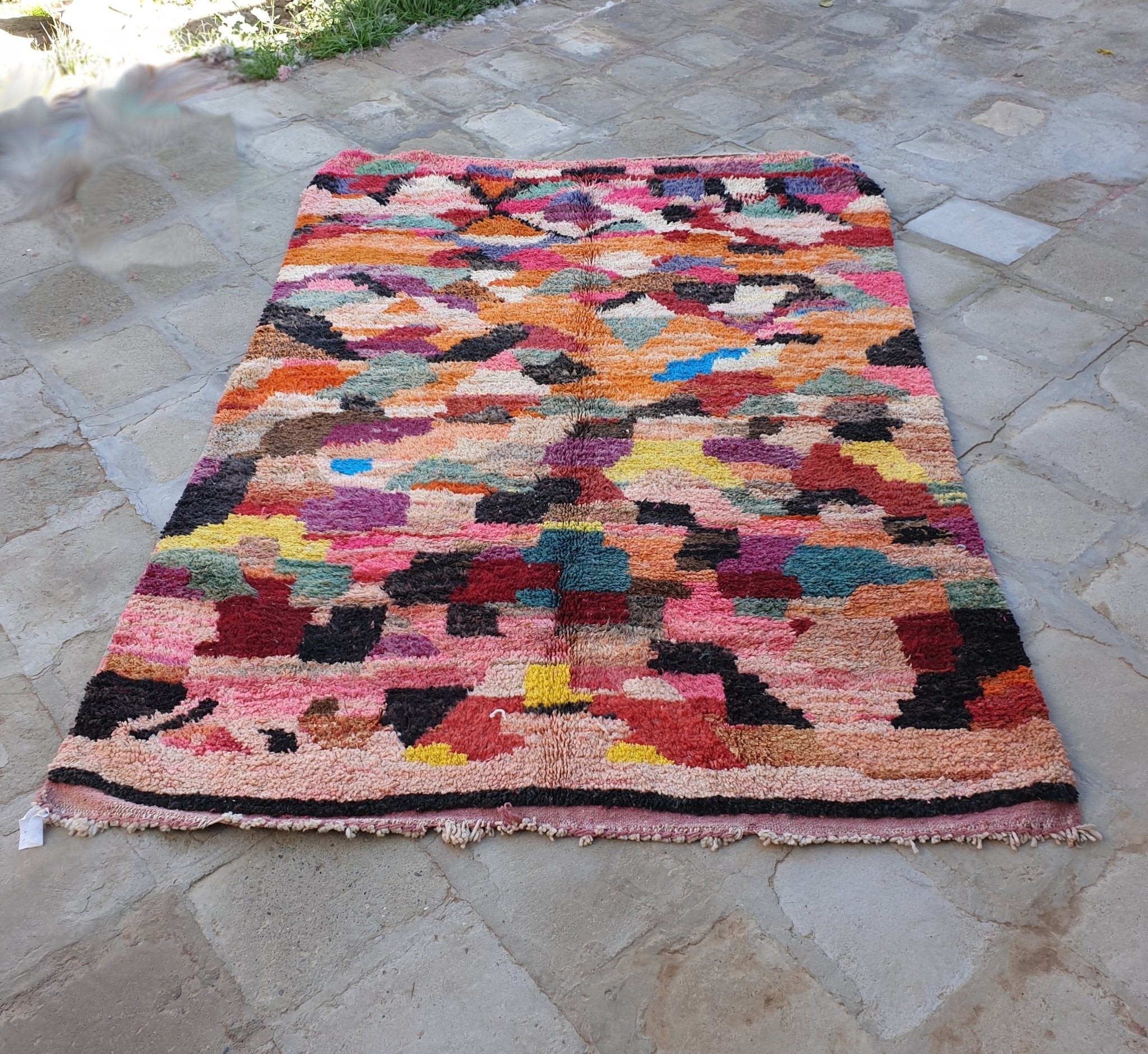 DAHBIA | Boujaad Rug | 100% wool handmade in Morocco - OunizZ