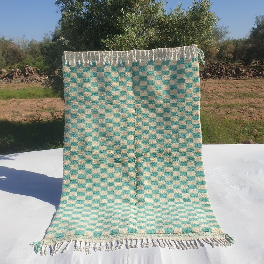 Dama | Checkered Moroccan Rug Green Turquois Beni Ouarain | 8'3x5'4 Ft | 2,54x1,66 m | Handmade with 100% Authentic wool - OunizZ