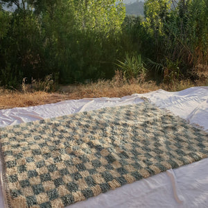 DAMIA | 8x5 Ft | 2,5x1,5 m | Moroccan Beni Ourain Checkered Rug | 100% wool handmade - OunizZ