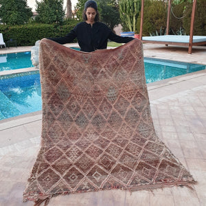 DOHRE | 7'4x4'8 Ft | 2,26x1,47 m | Moroccan VINTAGE Colorful Rug | 100% wool handmade - OunizZ