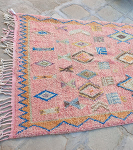 DORESS | Boujaad Rug | 100% wool handmade in Morocco - OunizZ